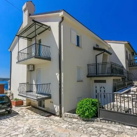 Mira A2 Apartment