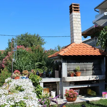 Mira A2 Lägenhet Crikvenica